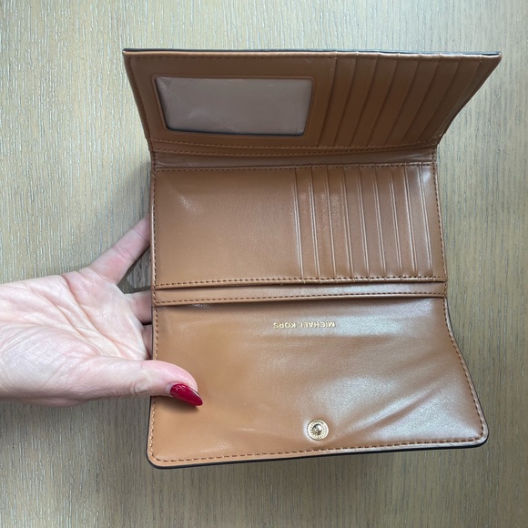 Michael Kors Jet Set Charm Large Trifold Wallet Brown/Acorn - Picture 3 of 4
